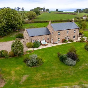 Tinkers Folly Holiday home Harrogate